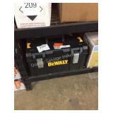 1 LOT DEWALT TOOLBOX