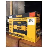 1 CTN DEWALT TOUGH SYSTEMV (LOBBY)