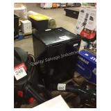 1 CTN COMPACT REFRIGERATOR