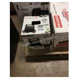 1 LOT SCHUMACHER POWER STATION