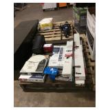 1 SKID STORE MERCHANDISE