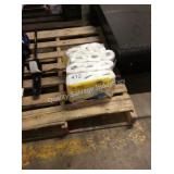 1 LOT BATH TISSUE