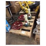 1 LOT 2 GNOME BIRD BATHS