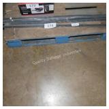 4 fence poles