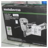metabo 3.5ï¿½ strip nailer (display)