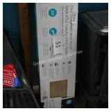 1 box pergo lvp flooring