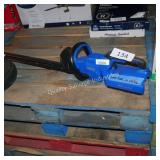 kobalt 40v hedge trimmer (batt/ch in office)