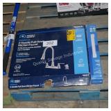 kitchen faucet w/shop light