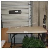 4ï¿½ folding table