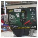battery charger & maintainer (display)