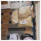4 bags of clips