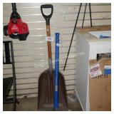 2 garden tools