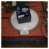 2 light fixtures
