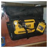 dewalt 20ï¿½ open mouth tool bag (display)