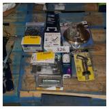 bath/kitchen hardware