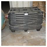 10 flat black plastic pallets