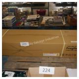 #F8004Bk ceiling fan