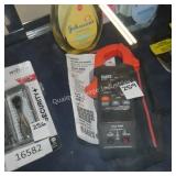 klein tools clamp meter (display)