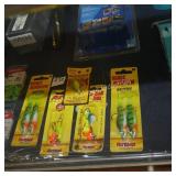 7 asst fish lures (display)