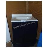 24" vanity w top