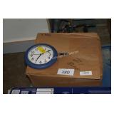 ctn of wall clocks