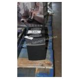 2 display bose speakers