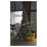 6.5ï¿½ pre lit tree