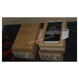 NEW 3 samsung galaxy s4 phones (display)