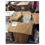 1 LOT PLASTIC CONTAINERS