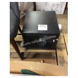 1 LOT SENTRY SAFE
