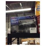 1 LOT ION STREET ROCKER BOOM  BOX