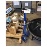 1 LOT RAZOR ELECTRIC SCOOTER