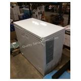 1 LOT FRIGIDAIRE CHEST FREEZER