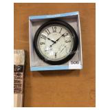 1 LOT INDOOR/OUTDOOR WALL CLOCK