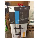 1 CTN 40" - 92" TV WALL MOUNT