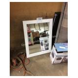 1 LOT MIRROR