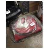 1 LOT INDOOR/OUTDOOR ALL WEATHER PET BED