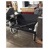 1 LOT OUTDOOR PATIO BENCH