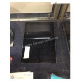 1 LOT IPAD 5TH GEN 32GB 9.7" (DISPLAY)