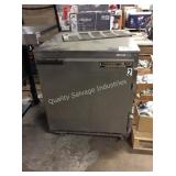 1 LOT BEVERAGE AIR REFRIGERATOR