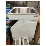 1 LOT LAUNDRY SINK CABINET