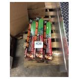 7 CTN PVC FENCE POLES