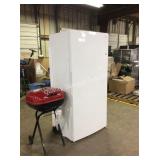 1 LOT FRIGIDAIRE UPRIGHT FREEZER