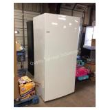 1 LOT FRIGIDAIRE UPRIGHT FREEZER