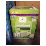 1 LOT HAIER DEHUMIDIFIER
