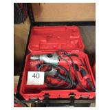 1 LOT MILWAUKEE HAMMER DRILL