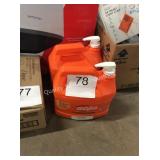 1 LOT (2) 1 GALLON GOJO HAND CLEANER