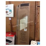 1 LOT 2 BI FOLD DOORS