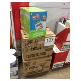 2 CTN MR CLEAN MAGIC ERASERS