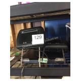 1 LOT AUTO DVD HEAD REST & SYSTEM
